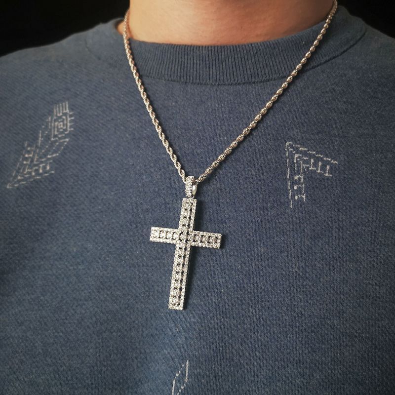 diamonds-cross-pendant-with-24-rope-chain-in-white-gold